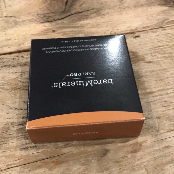 bareminerals barepro hazelnut 25